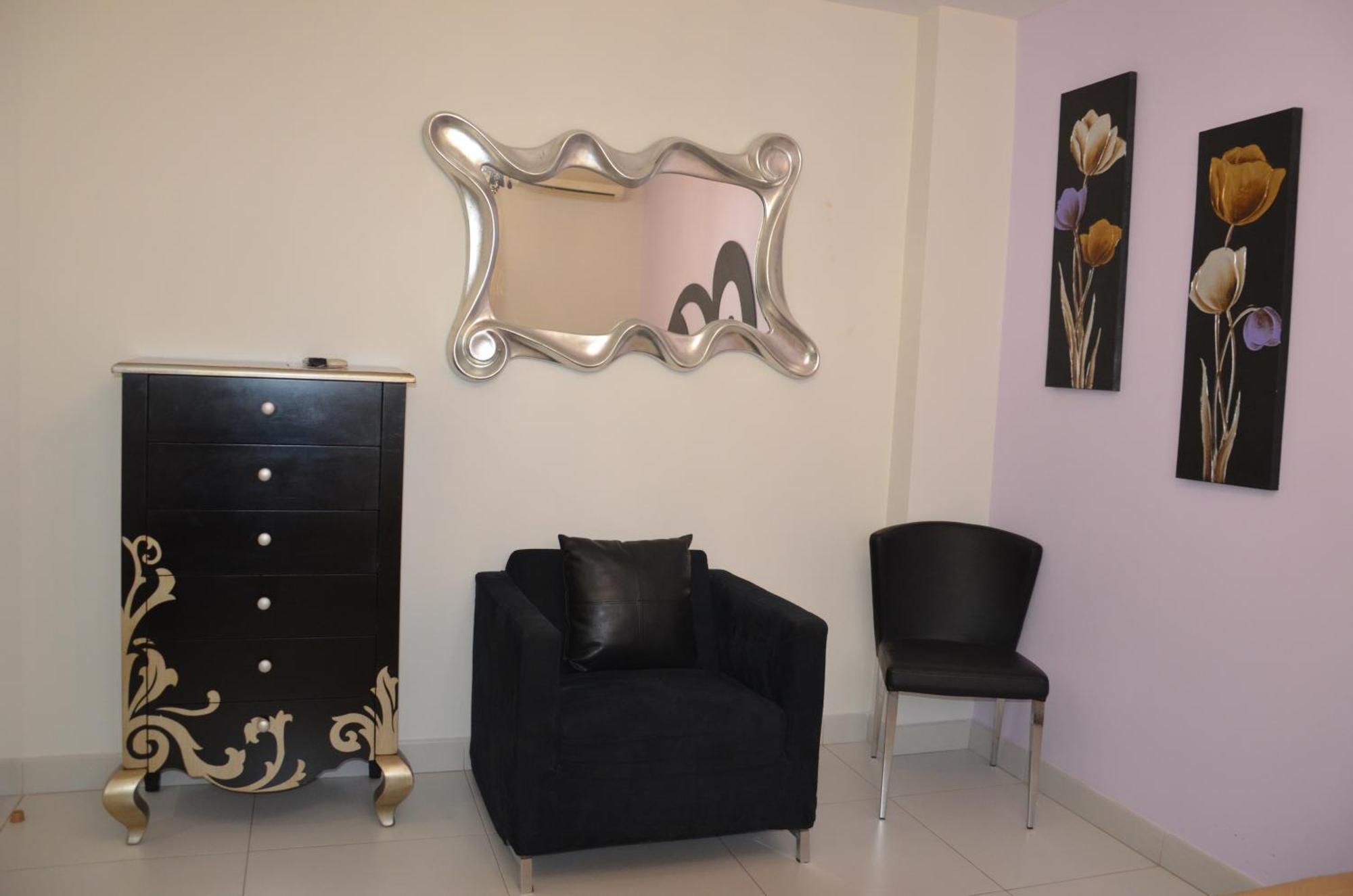 Hostal Mont Royal Аликанте Экстерьер фото