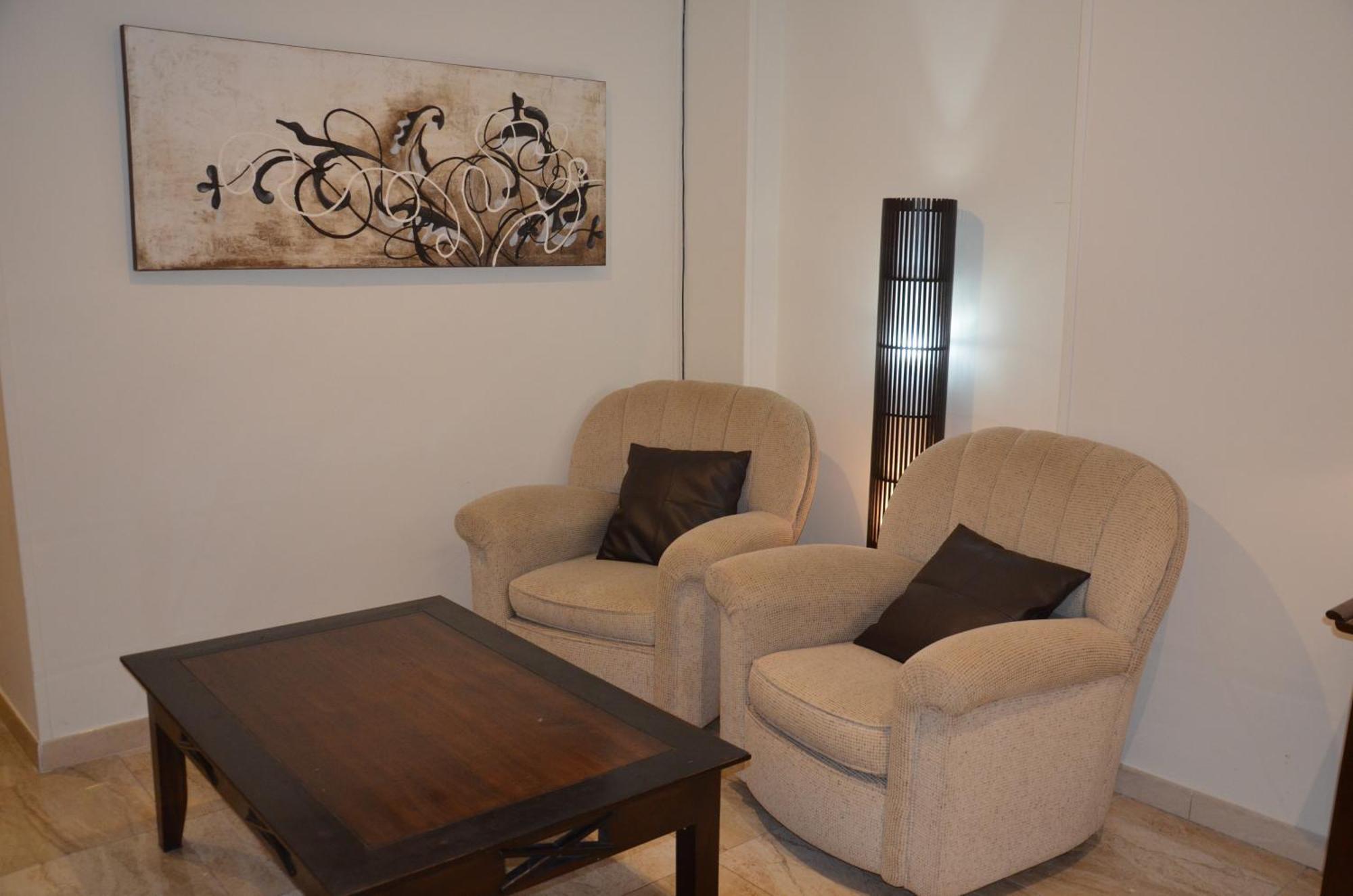 Hostal Mont Royal Аликанте Экстерьер фото
