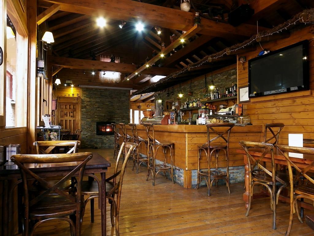 Hostal Mont Royal Аликанте Экстерьер фото