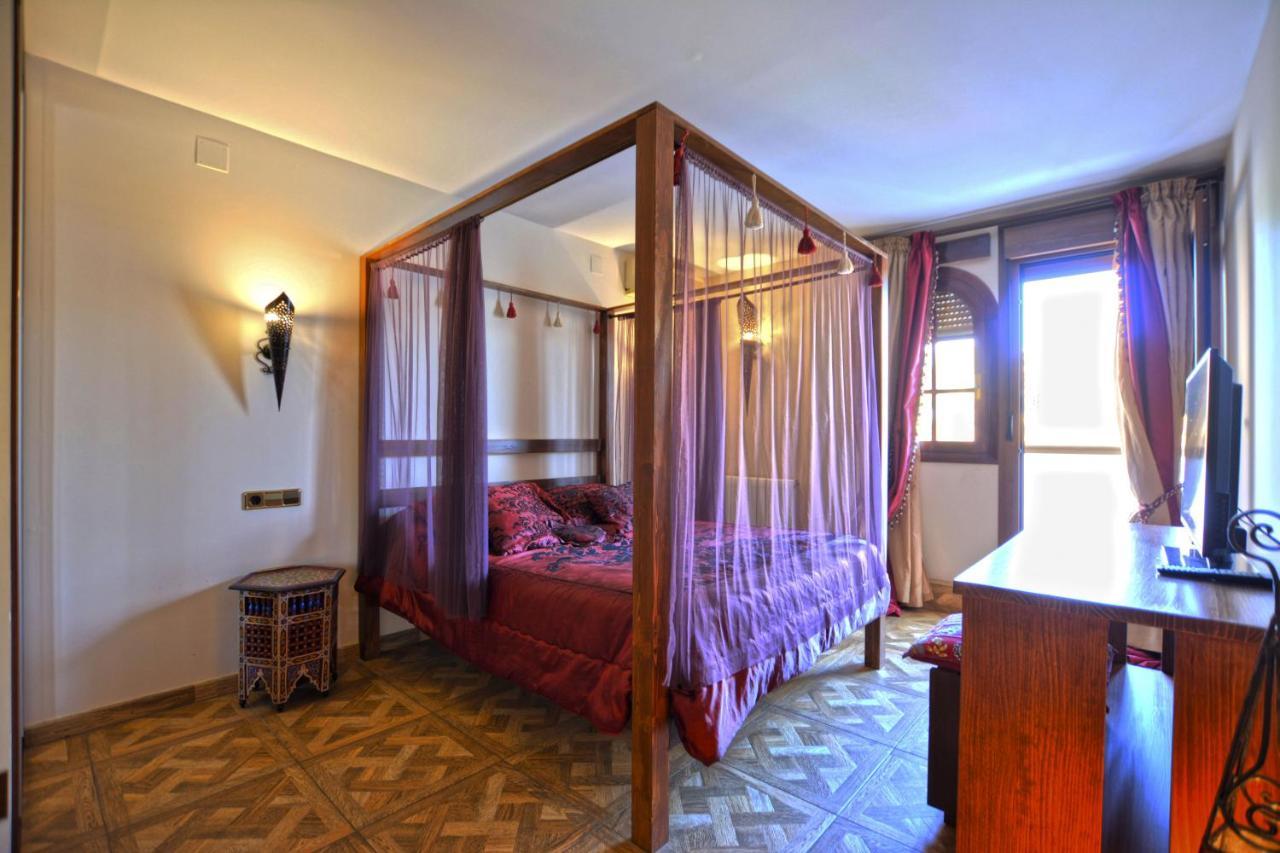 Hostal Mont Royal Аликанте Экстерьер фото