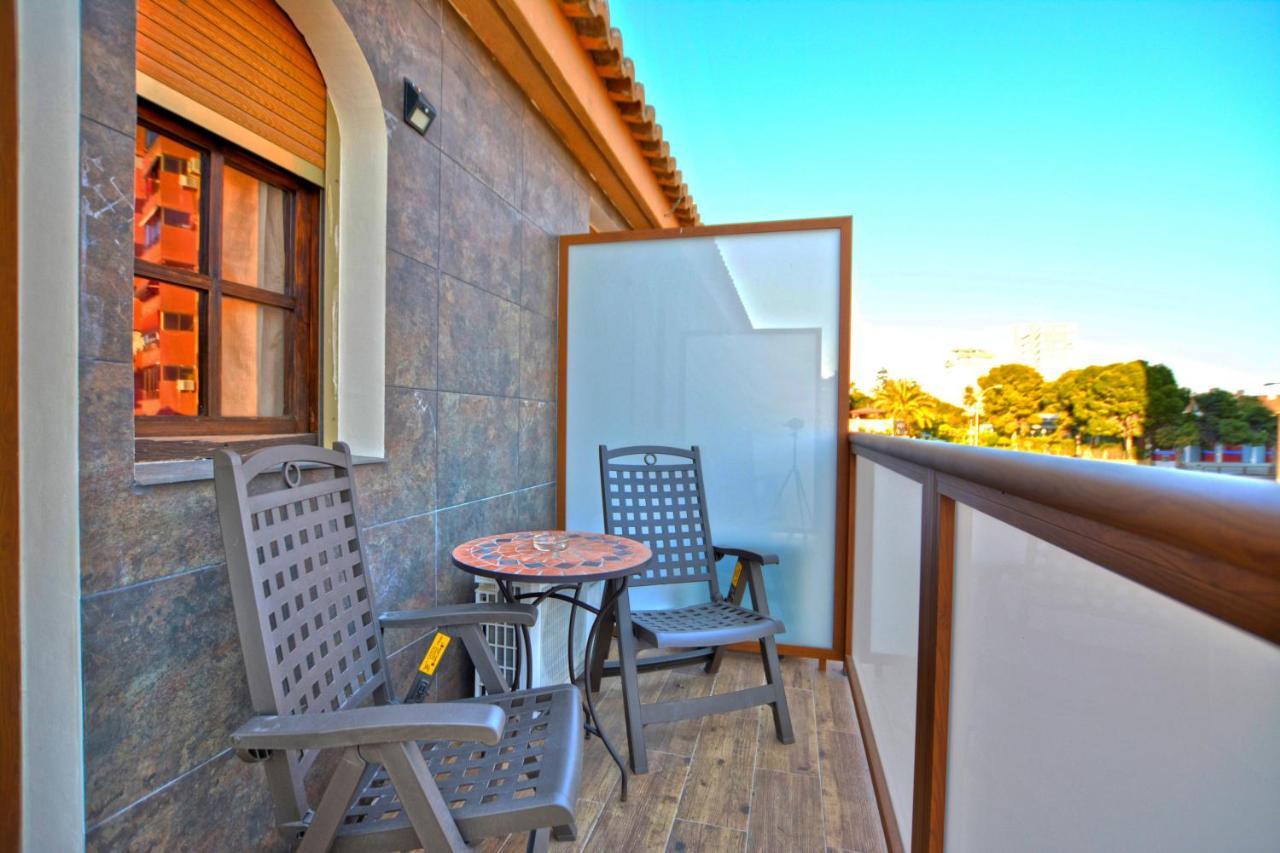 Hostal Mont Royal Аликанте Экстерьер фото