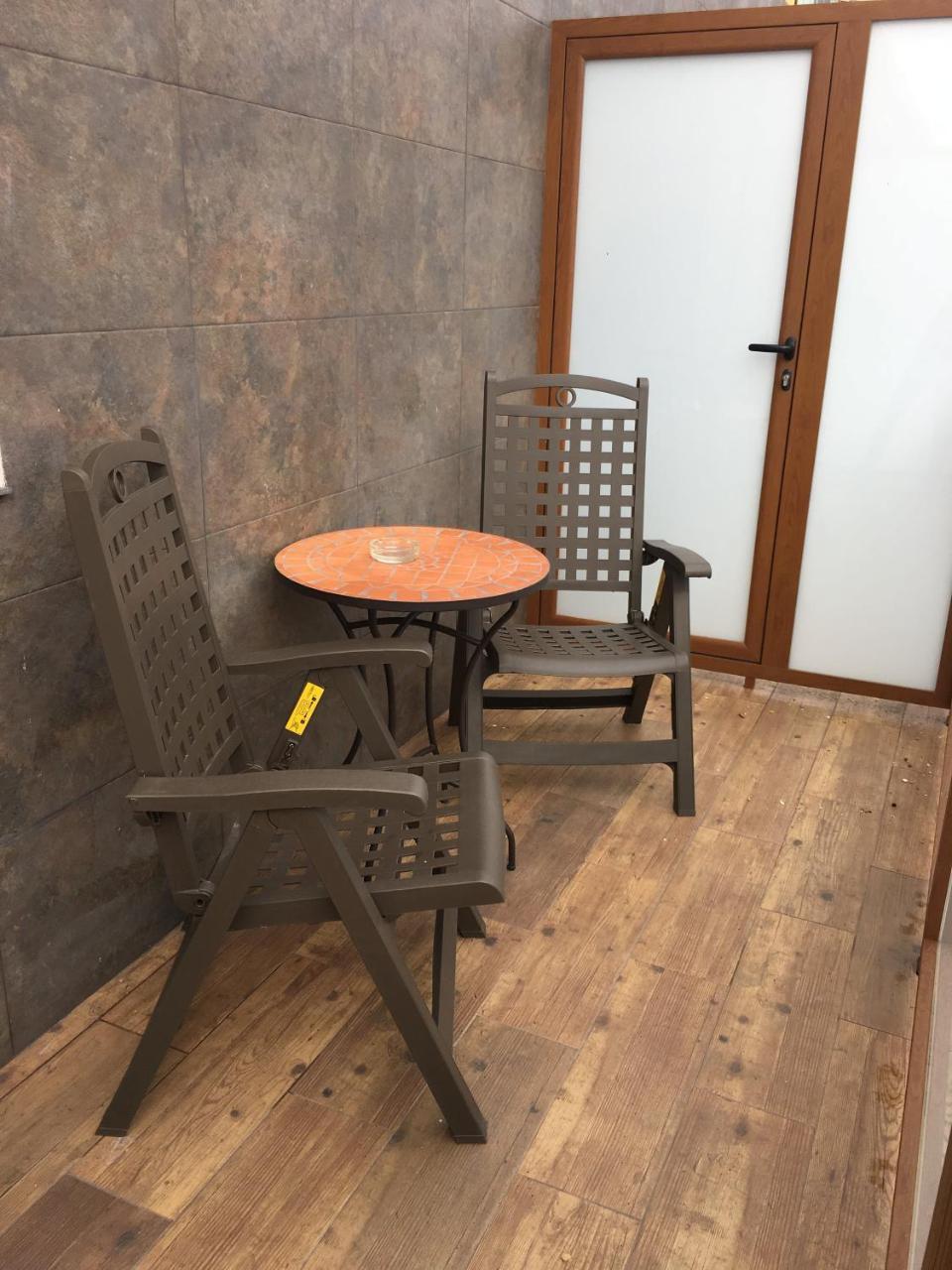Hostal Mont Royal Аликанте Экстерьер фото